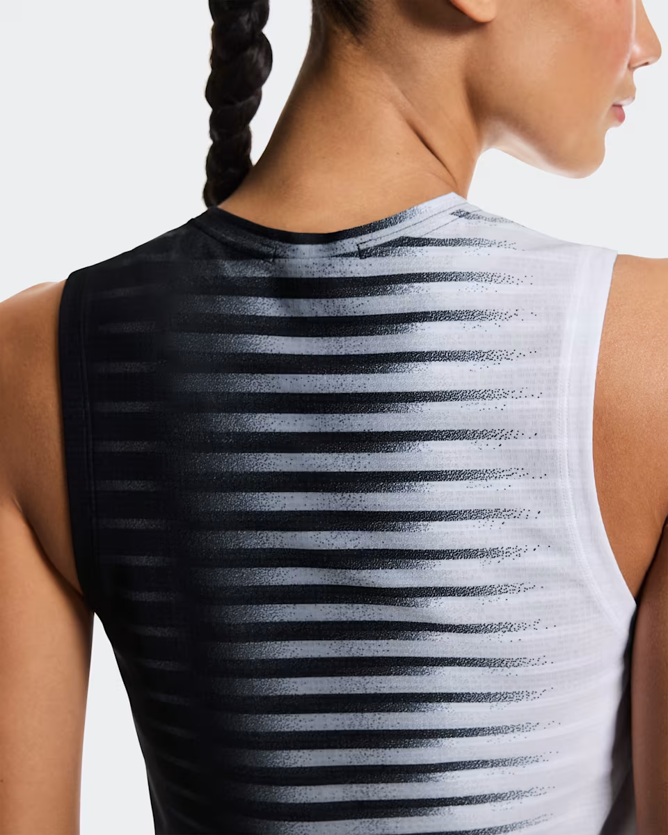 ON Court Tank Edge Women Tennis Top