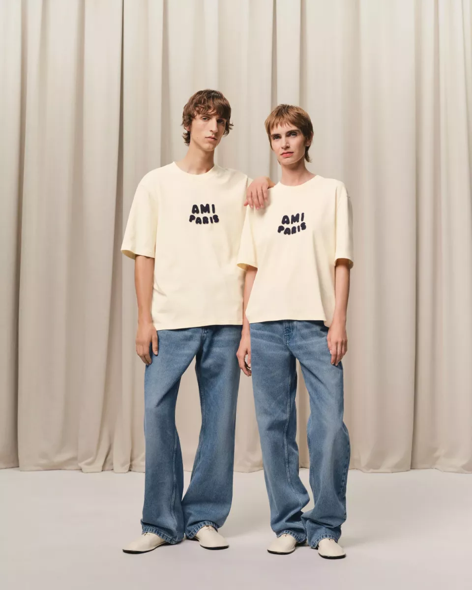 AMI Paris Patch T Shirt UTS075