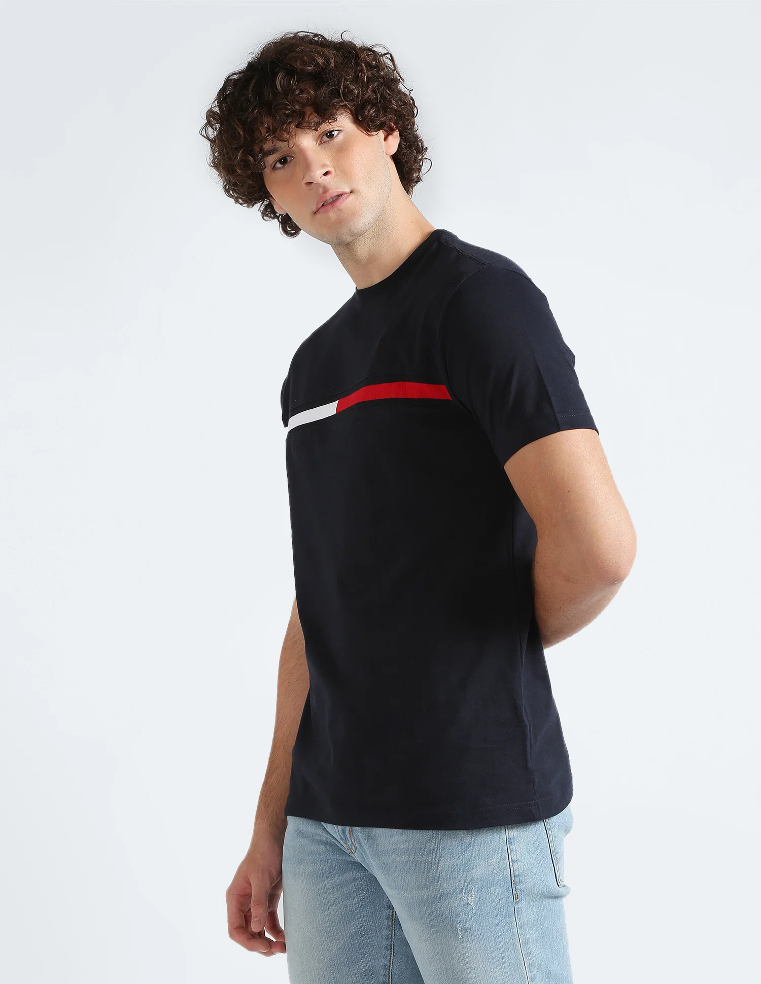 TOMMY HILFIGER Embroidered Flag Stripe Logo T Shirt  7849807R