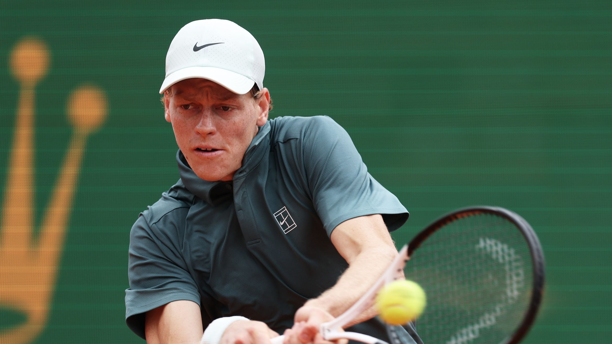 NIKE Tennis Court Advantage Polo Shirt