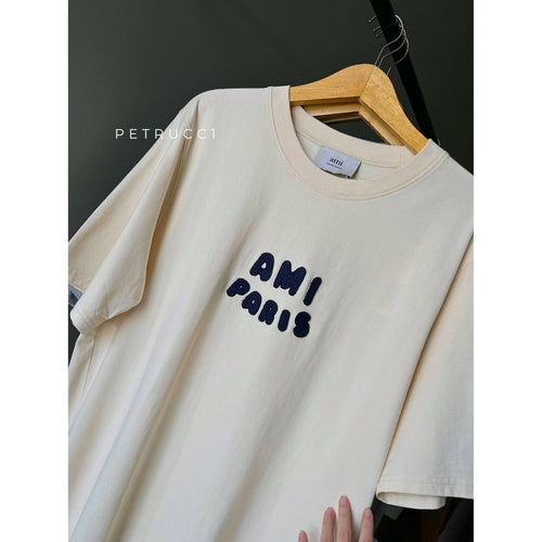 AMI Paris Patch T Shirt UTS075
