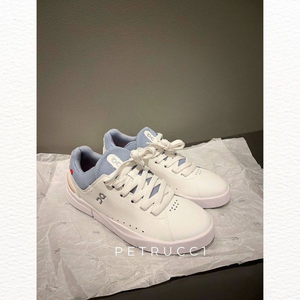 ON THE ROGER Advantage Women Tennis Shoes