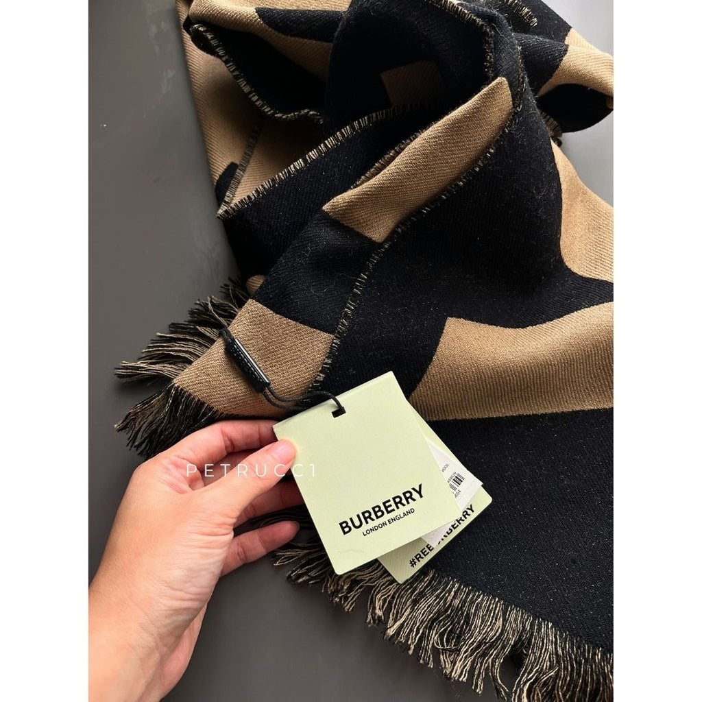 BURBERRY SCARF Muffler Wool Jacquard Winter 8035525