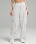 LULULEMON License to Train Mid-Rise Lightweight Jogger Women