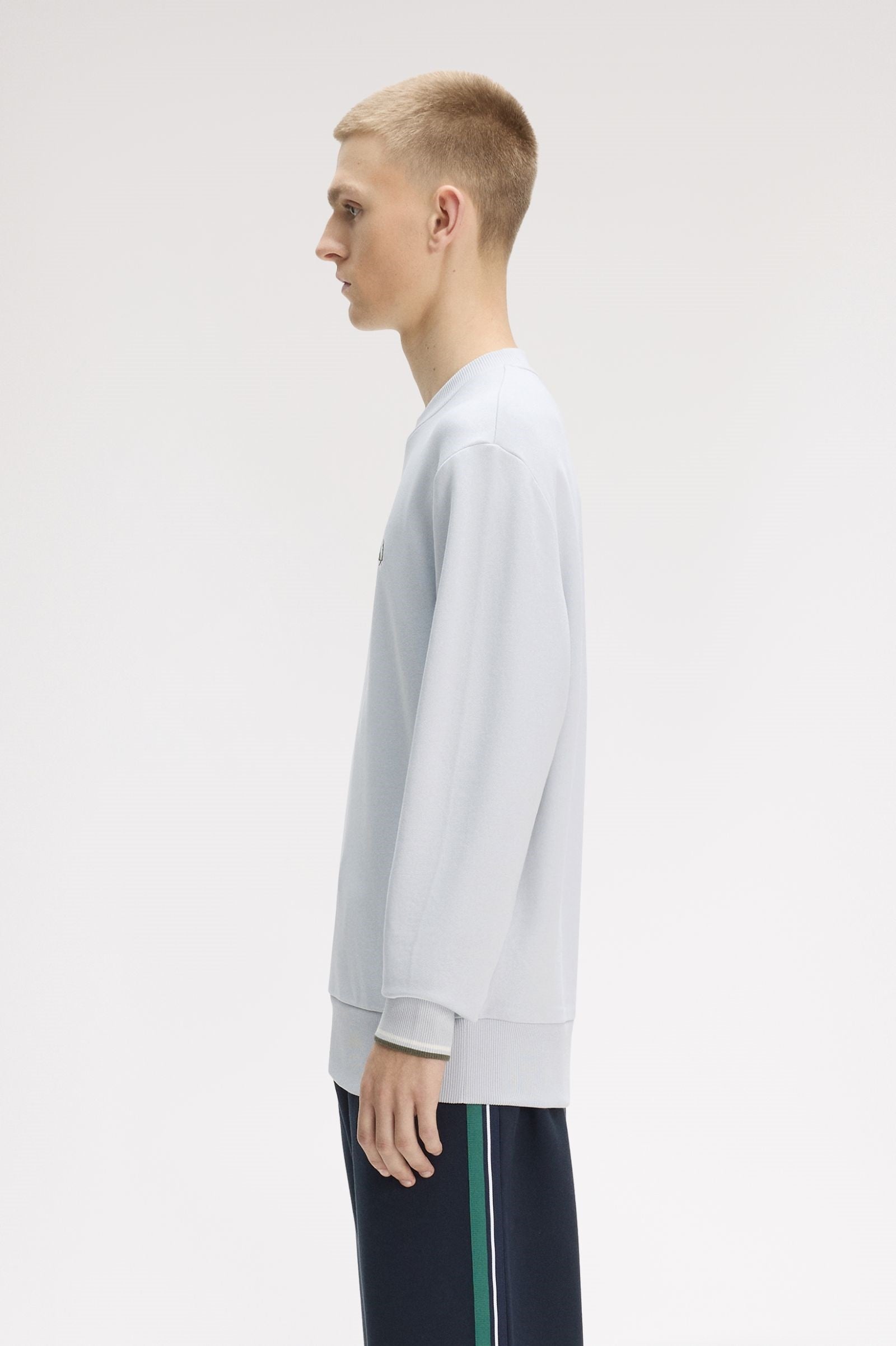 Fred Perry Crew Neck Sweatshirt M7535/80B