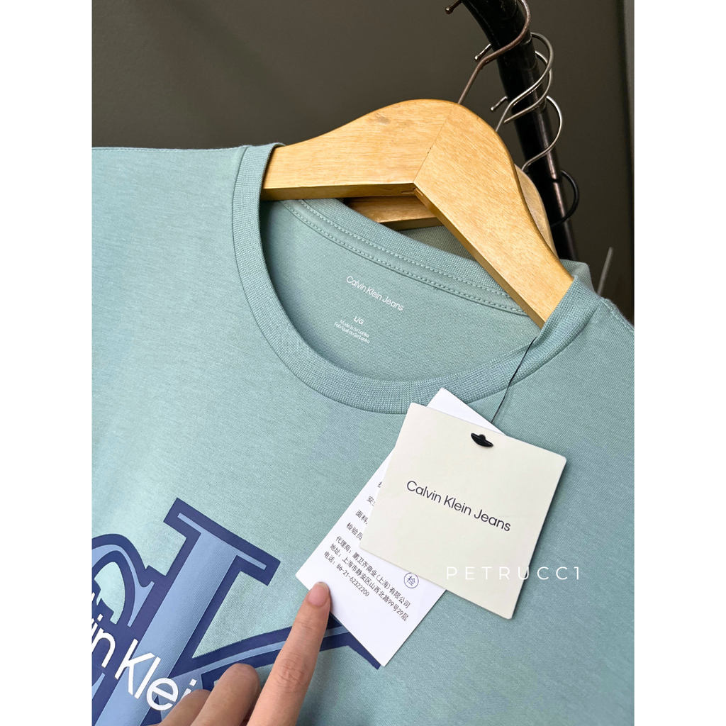 Calvin Klein T-shirt with Graphic Logo 4R8013S
