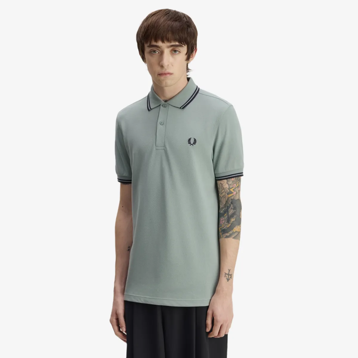 FRED PERRY Polo Shirt Original Pria Man M3600/71C