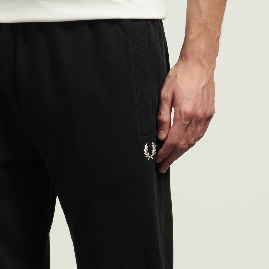 FRED PERRY JOGGER celana panjang cowo pria T5505/102