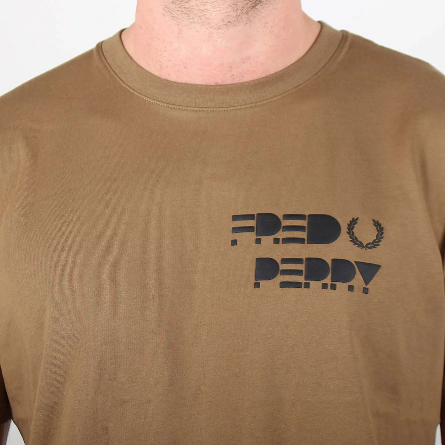 Fred Perry Raised Graphic T-Shirt Kaos M4584/E96