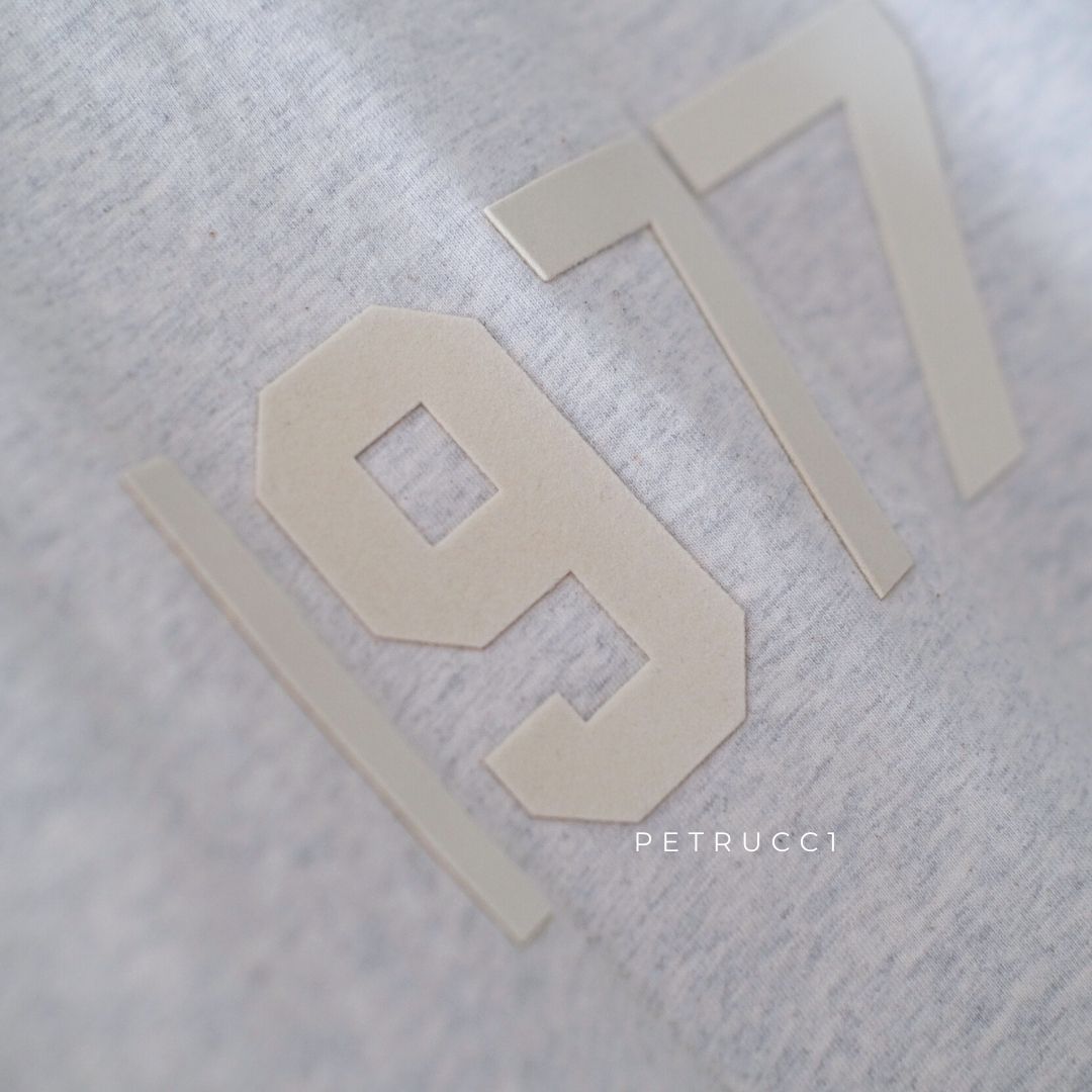 FOG ESSENTIALS fear of god Tee T Shirt 1977