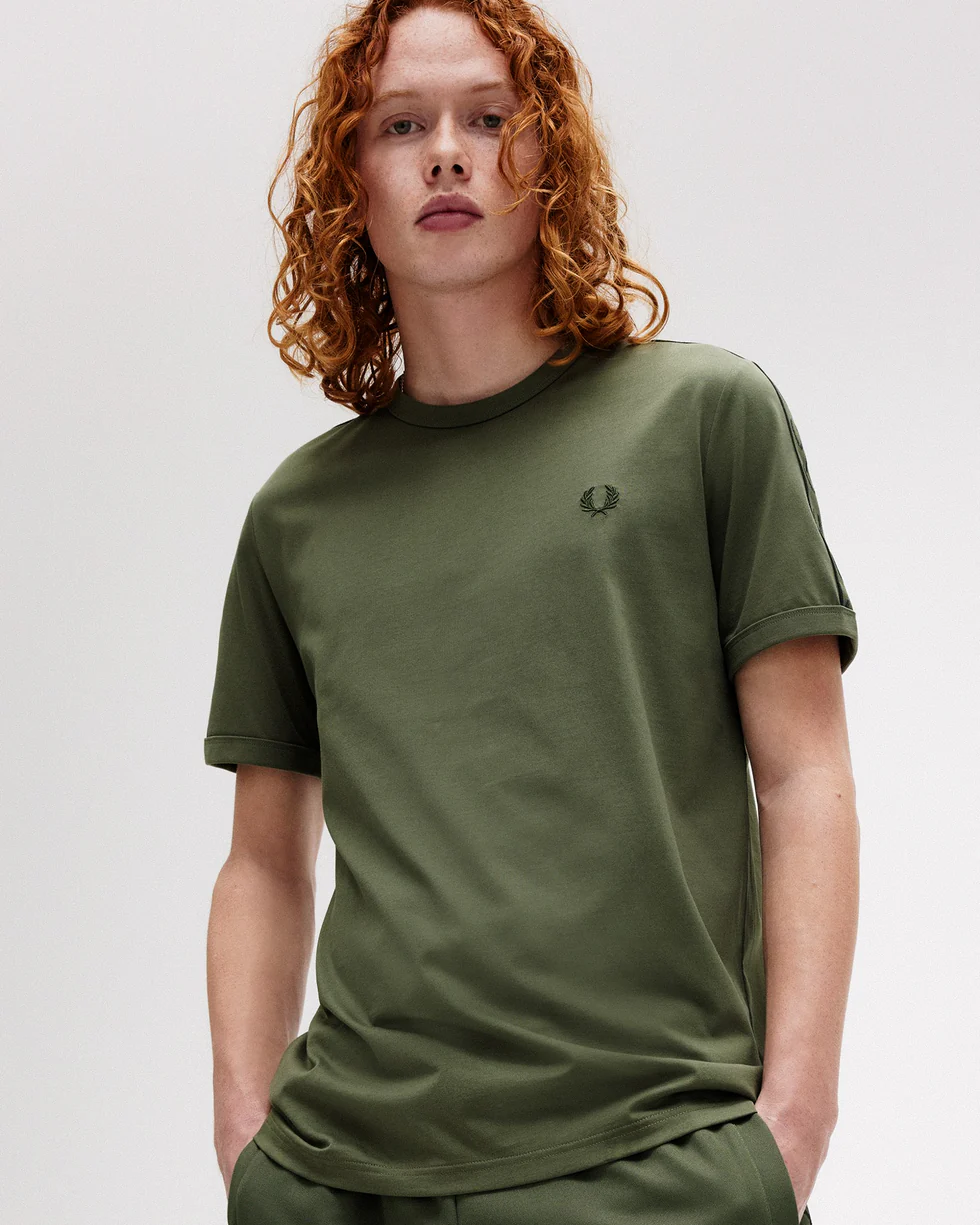 Fred Perry Contrast Tape Ringer T-Shirt Kaos M4613/W49