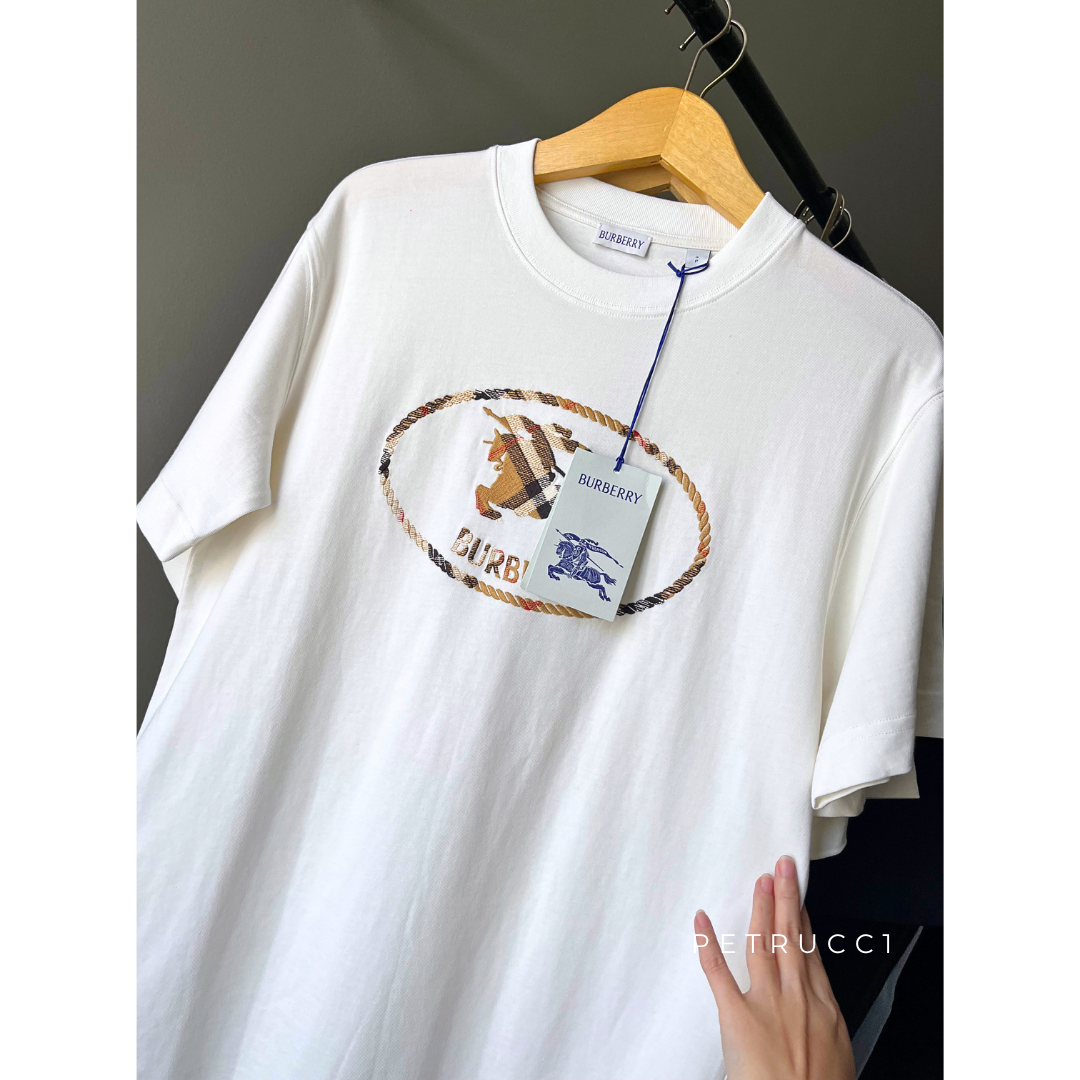 BURBERRY Kaos Tee T Shirt Cowo Pria Man Men 8123436