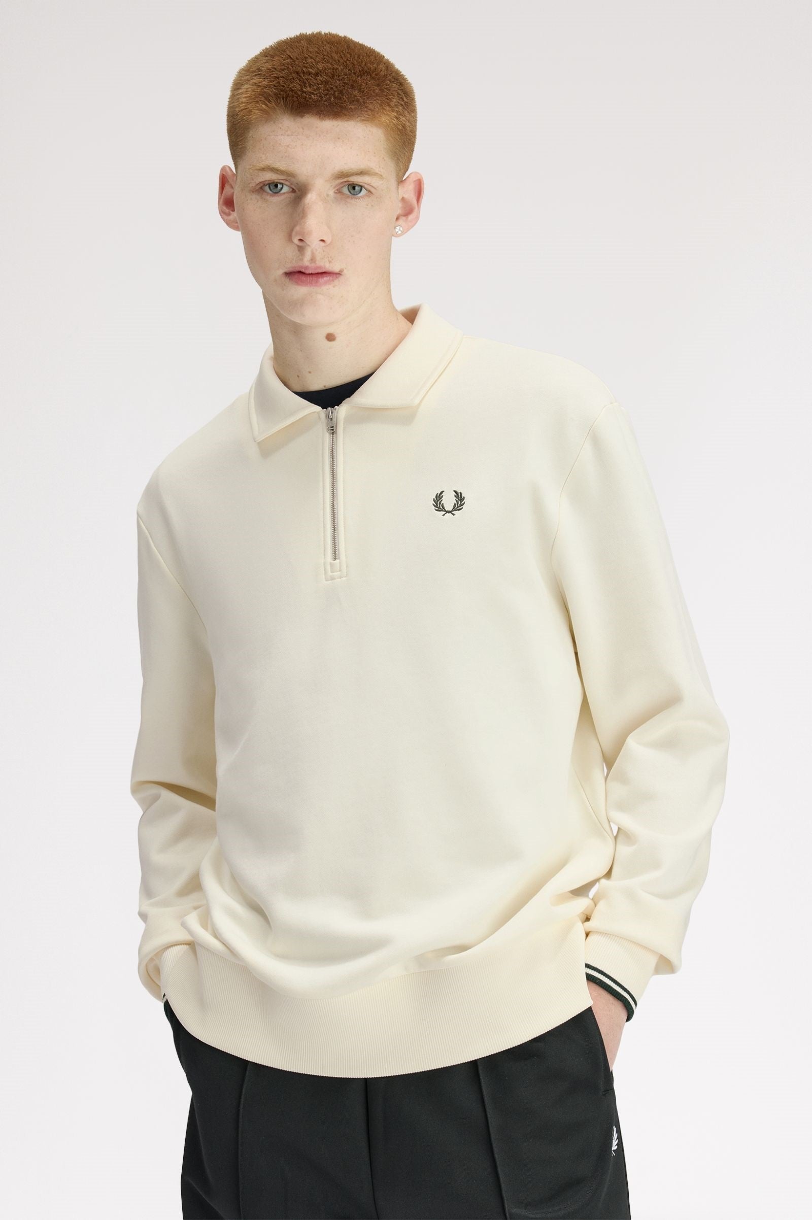 Fred Perry Half Zip Collar Sweatshirt M2426/560