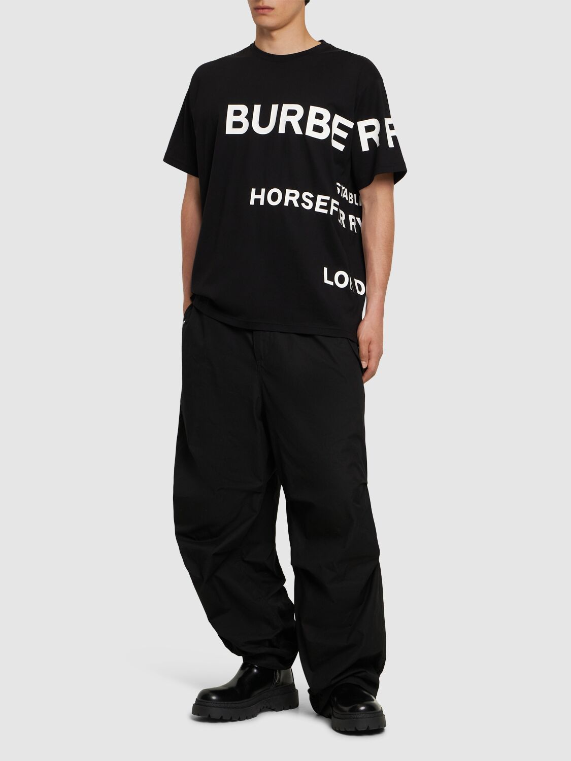 BURBERRY Horseferry Print Oversized T-shirt 8040694