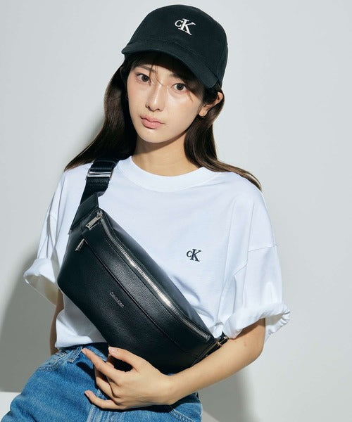CALVIN KLEIN kaos baju cowo pria 40HM229