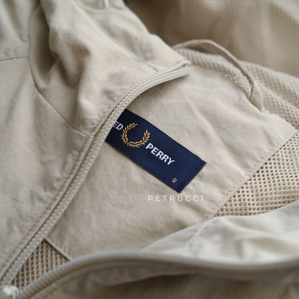 Fred Perry Men's Hooded Shell Jacket J7902/P04