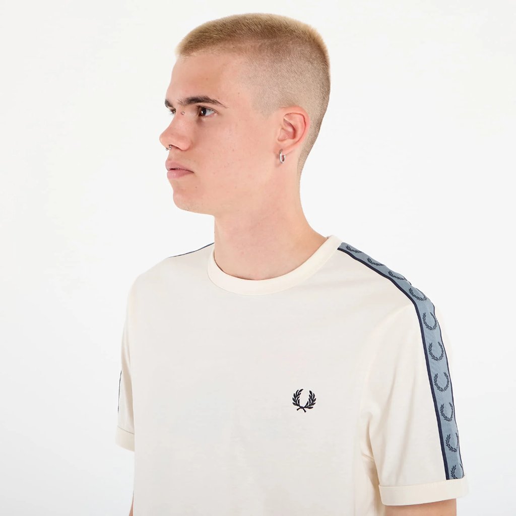 FRED PERRY T SHIRT Original Kaos Cowo Pria M4613/729