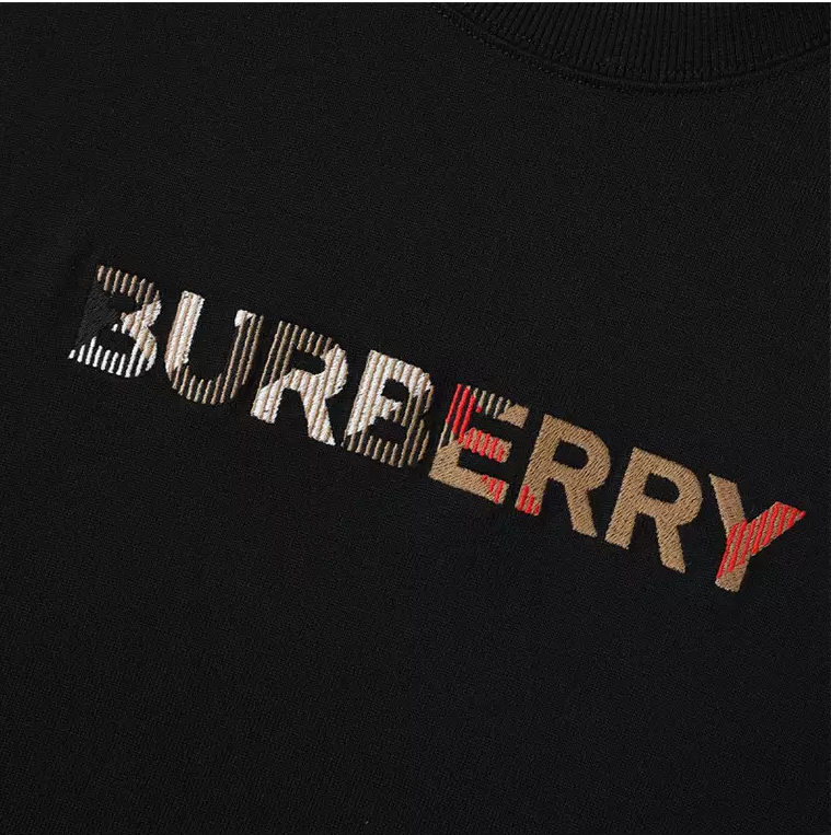 Burberry Kaos Tee T Shirt Cowo Pria Man Men 8111829