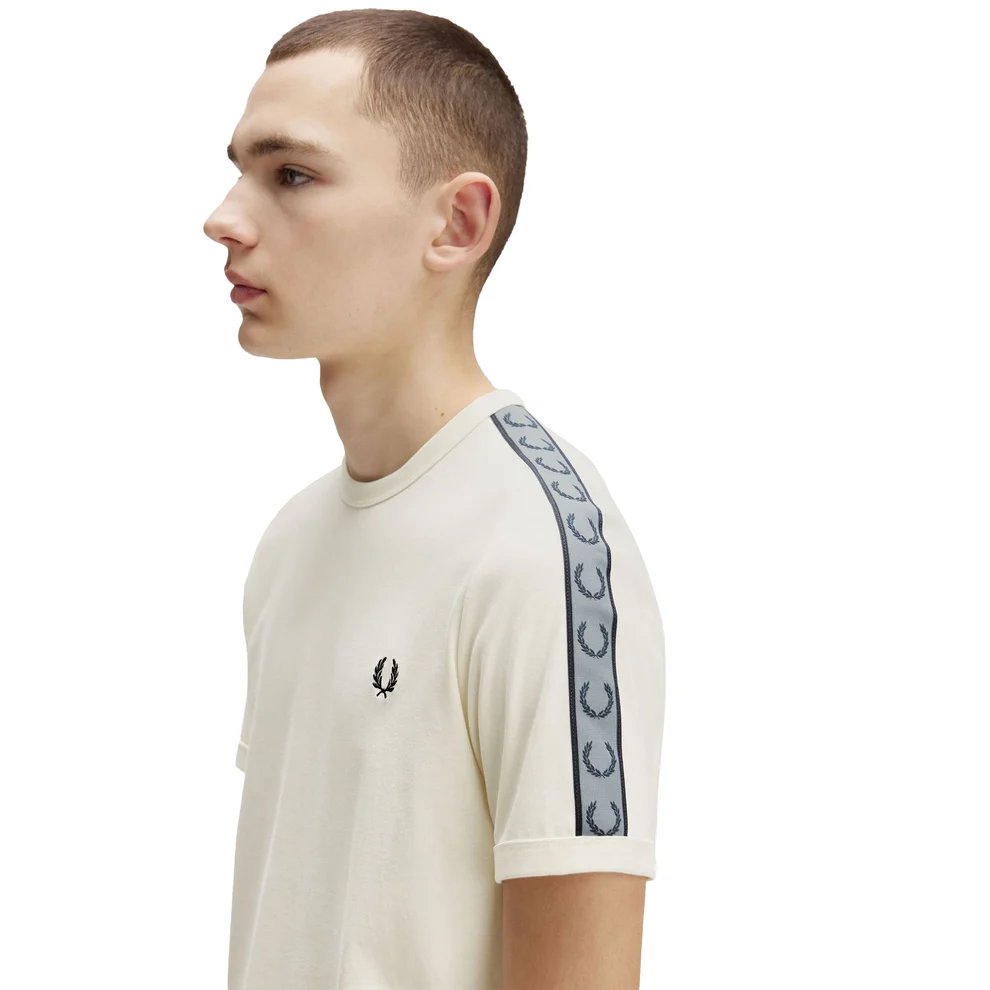 FRED PERRY T SHIRT Original Kaos Cowo Pria M4613/729