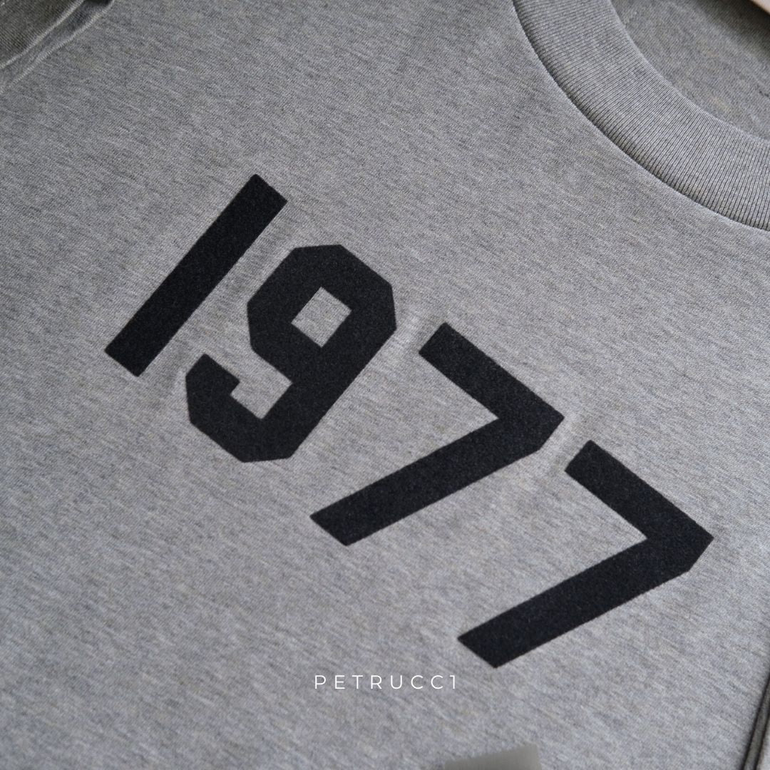 FOG ESSENTIALS fear of god T Shirt Tee 1977