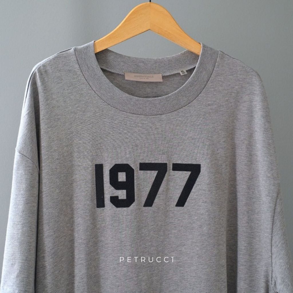 FOG ESSENTIALS fear of god T Shirt Tee 1977
