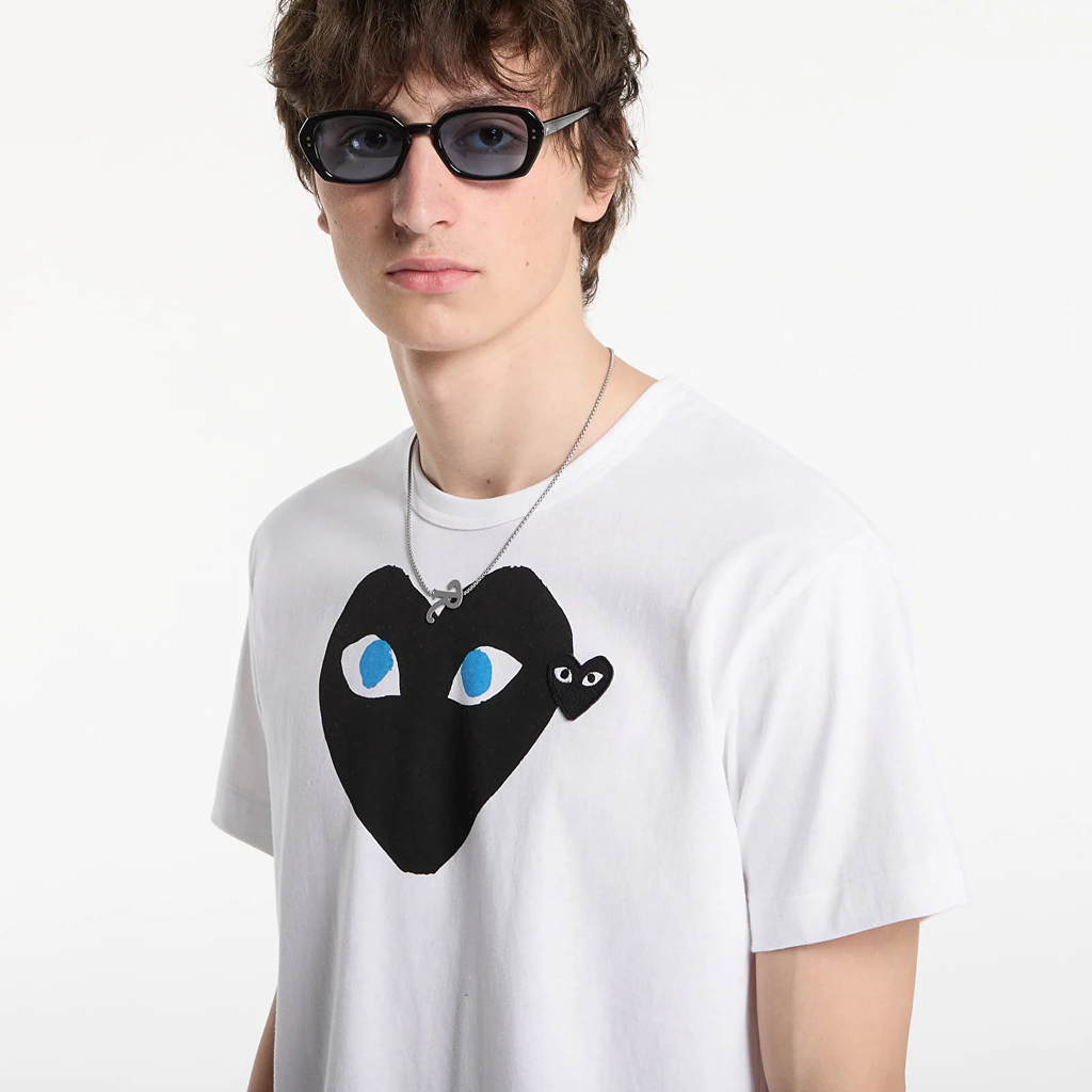 PLAY CDG COMME des GARCONS TEE T SHIRT kaos cowo pria man ORIGINAL