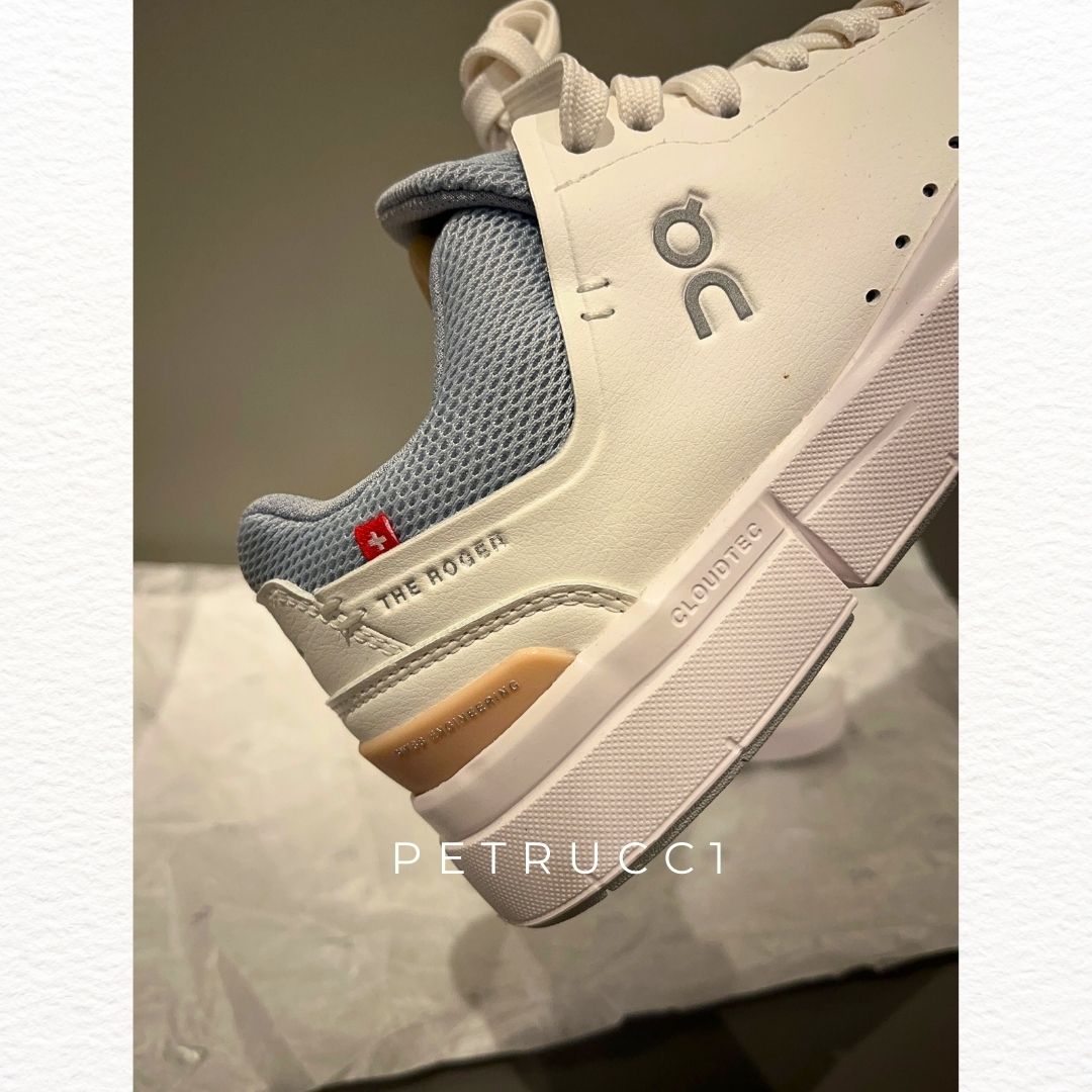 ON THE ROGER Advantage Women Tennis Shoes
