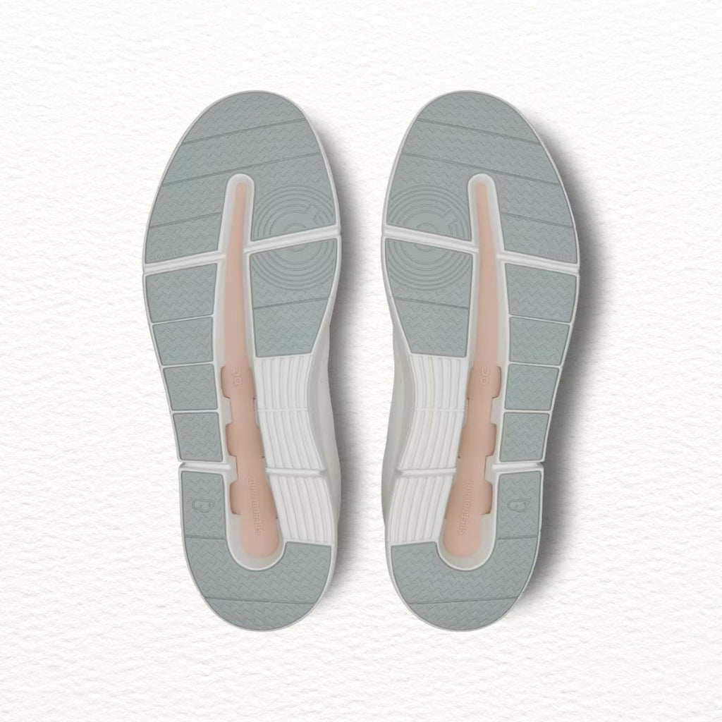 ON THE ROGER Advantage Women Tennis Shoes