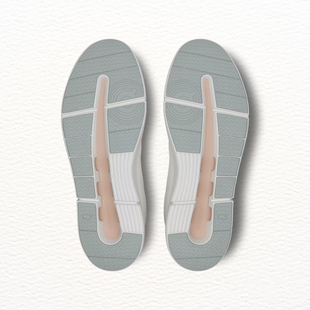 ON THE ROGER Advantage Women Tennis Shoes