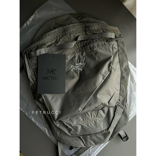 ARCTERYX Lightweight Heliad 15 Backpack