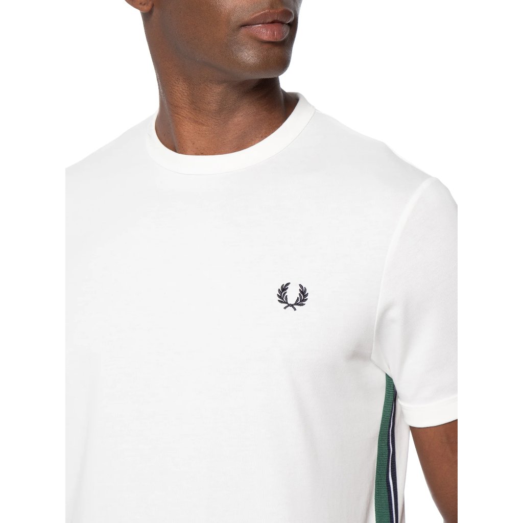 Fred Perry Tee Kaos T Shirt Cowo Kaos M2460/129