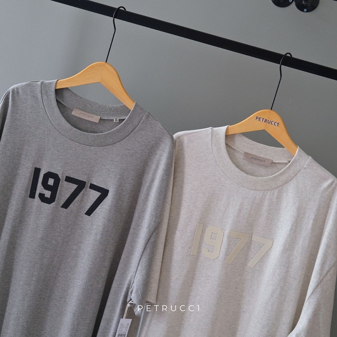 FOG ESSENTIALS fear of god Tee T Shirt 1977