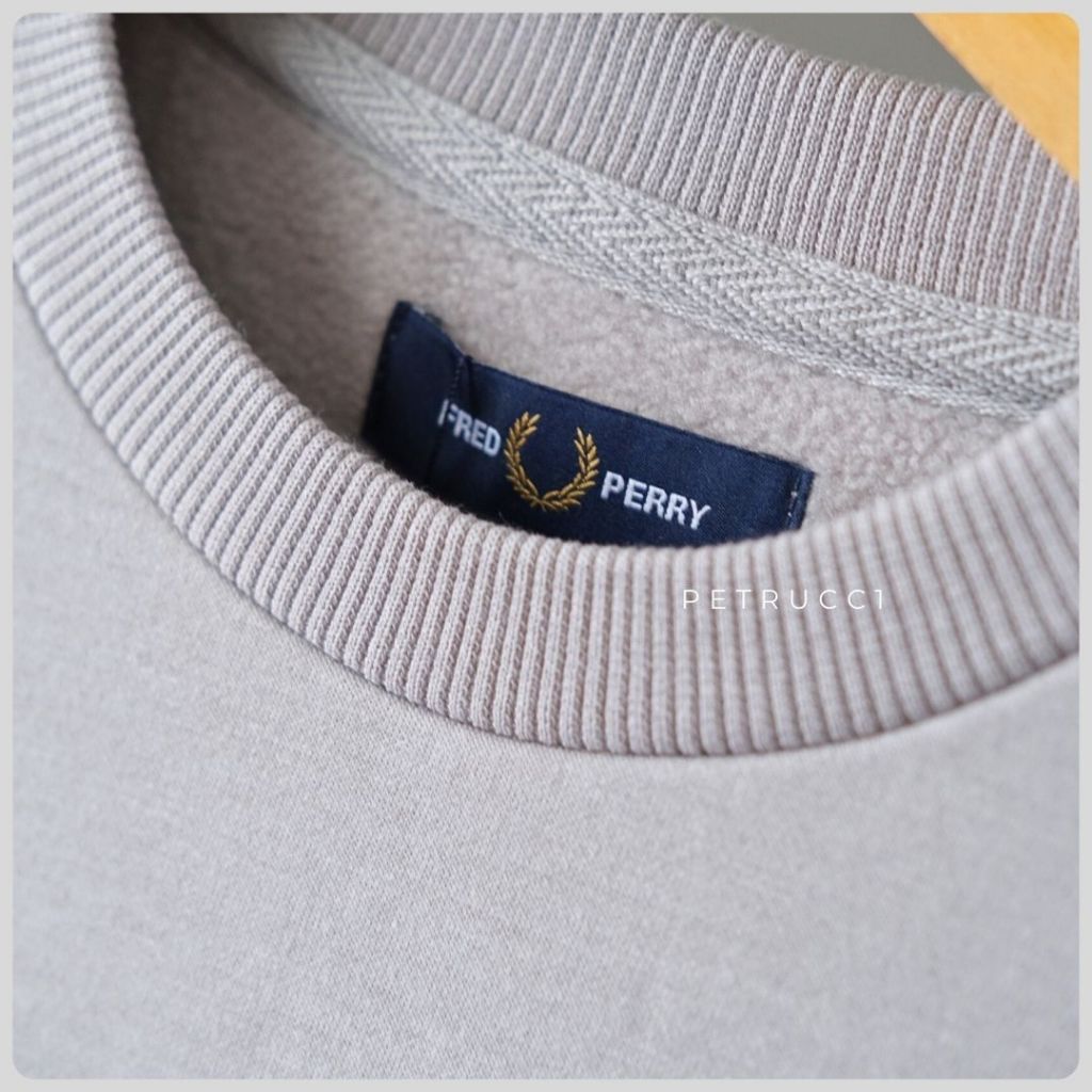 Fred Perry Embroidered Sweatshirt Sweater SM3135/R28
