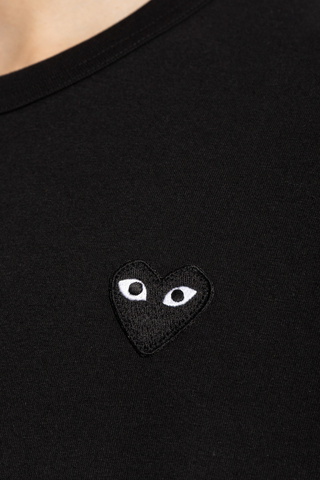 PLAY CDG COMME des GARCONS T SHIRT kaos cowo AXT064