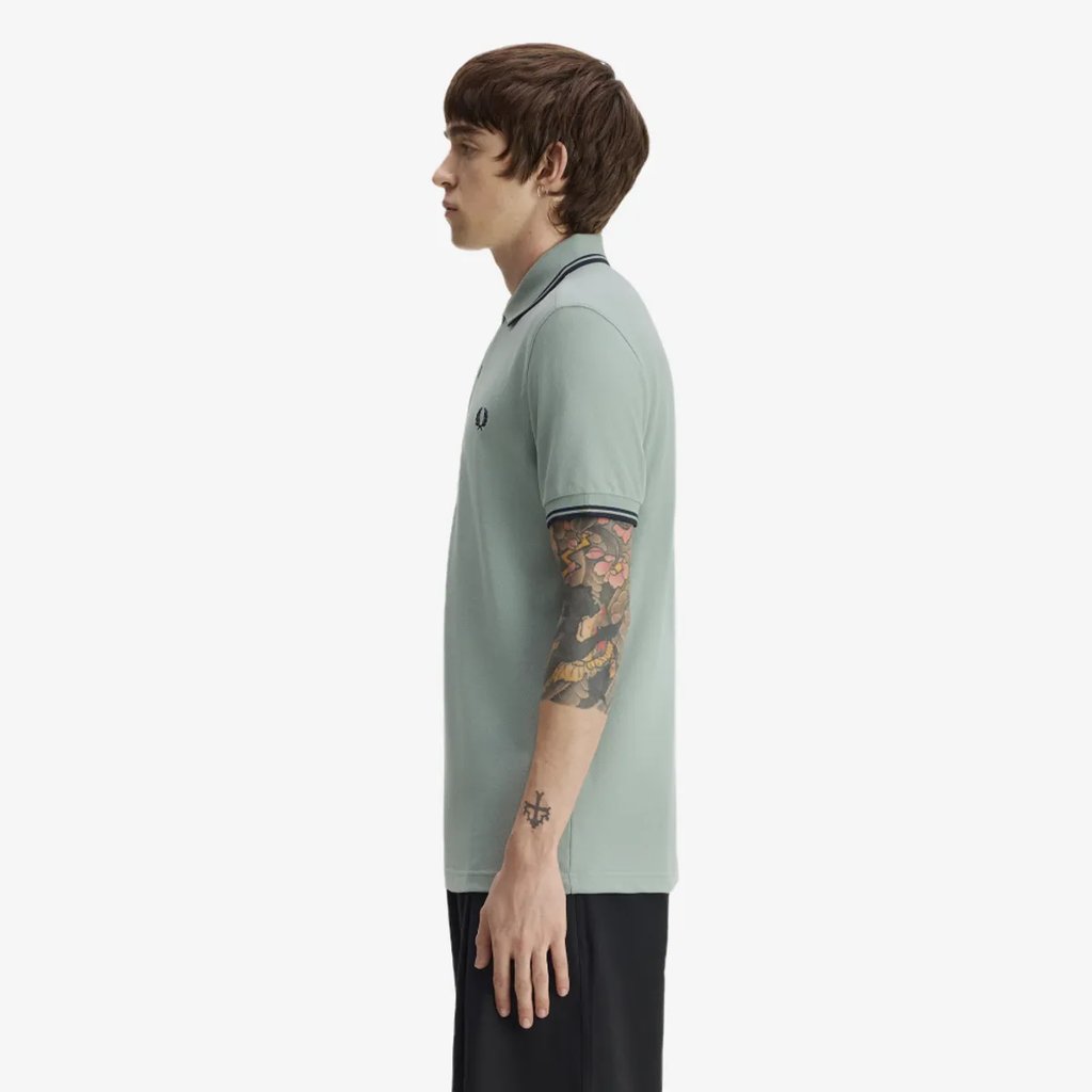 FRED PERRY Polo Shirt Original Pria Man M3600/71C