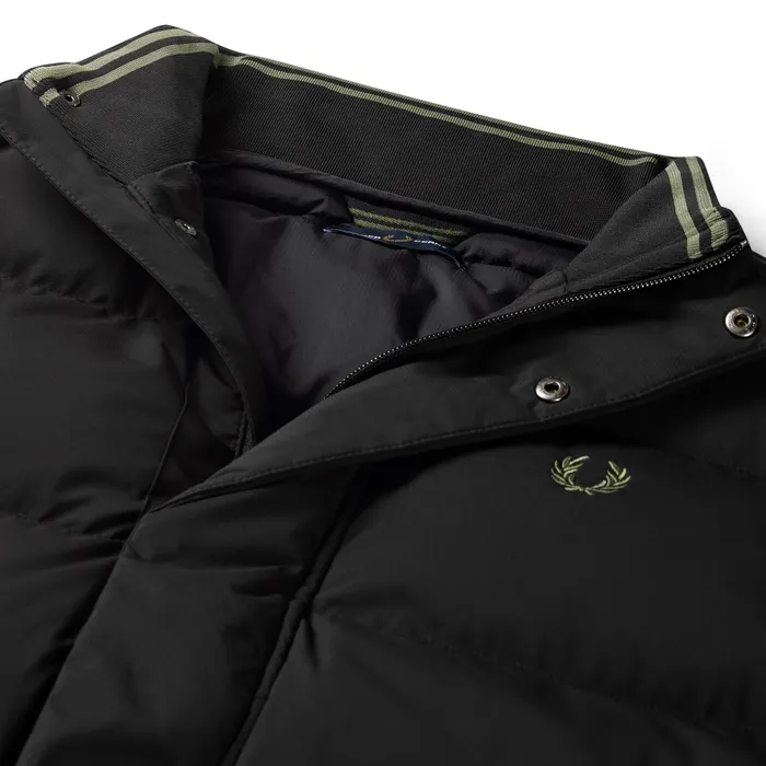 Fred Perry Padded Pocket Detail Jacket Puffer J8545/102