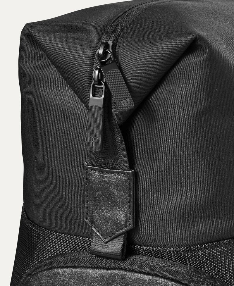 RF ROGER FEDERER WILSON TENNIS DUFFEL BAG 6R
