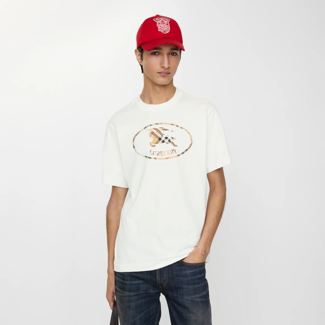 BURBERRY Kaos Tee T Shirt Cowo Pria Man Men 8123436