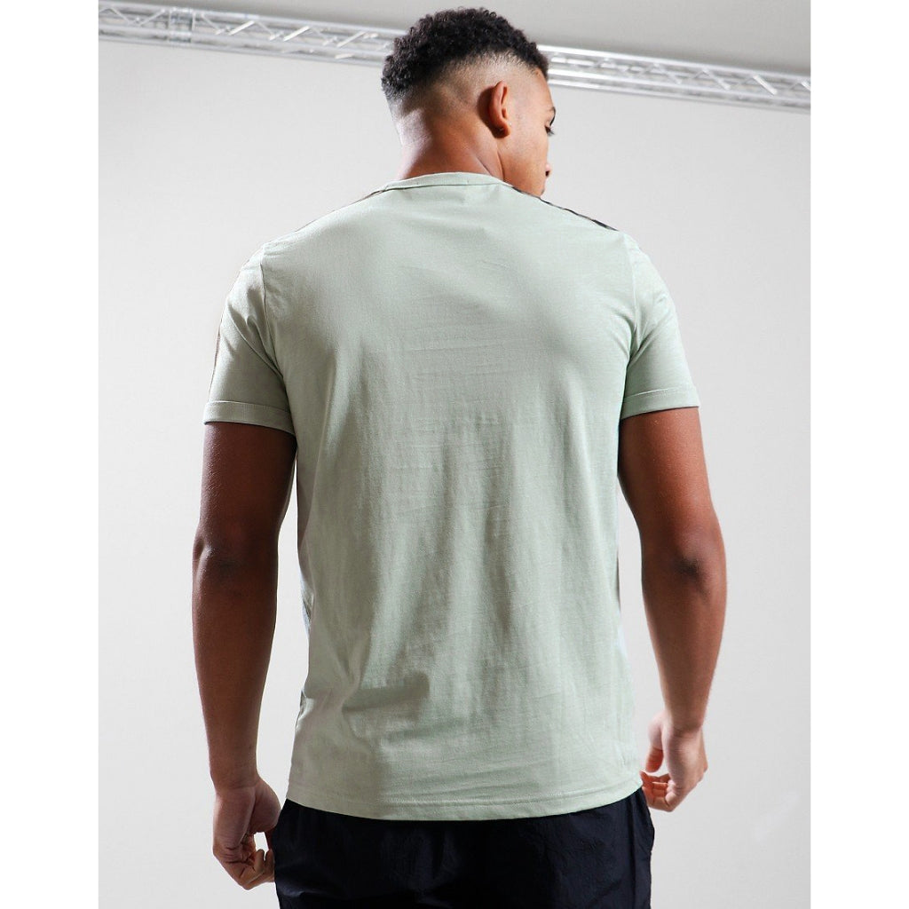 Fred Perry Contrast Tape Ringer T-Shirt Kaos M4613/W26