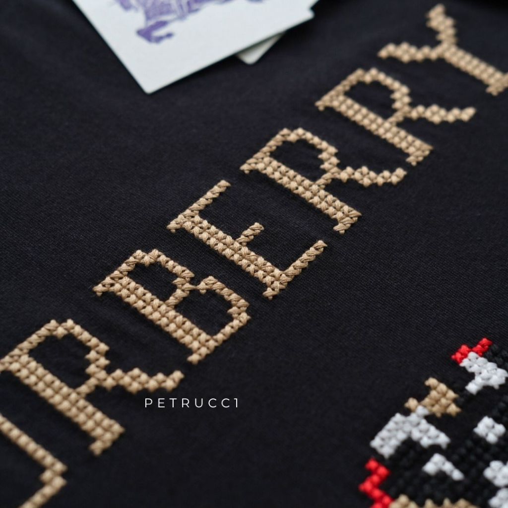 BURBERRY Cross Stitch EKD T shirt 8109021
