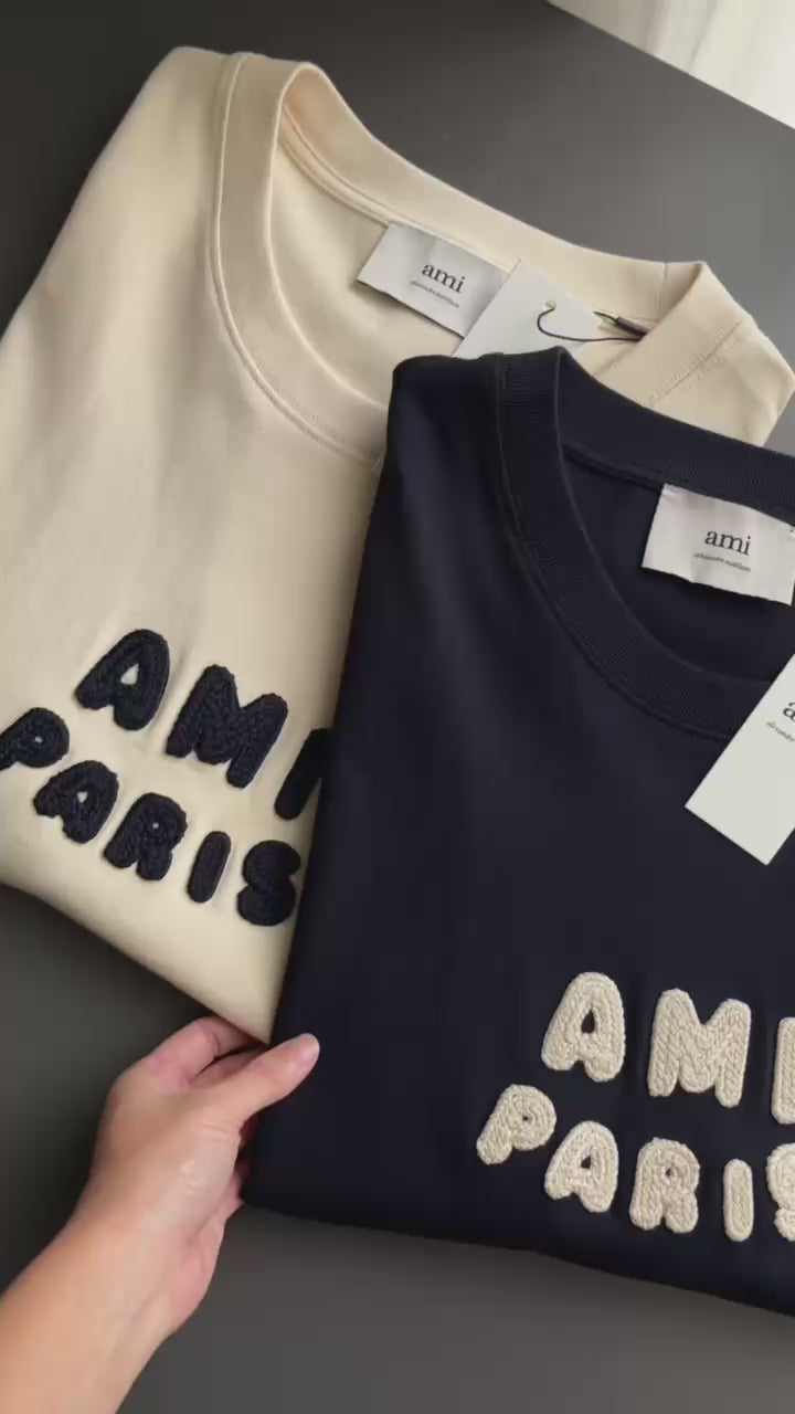 AMI Paris Patch T Shirt UTS075