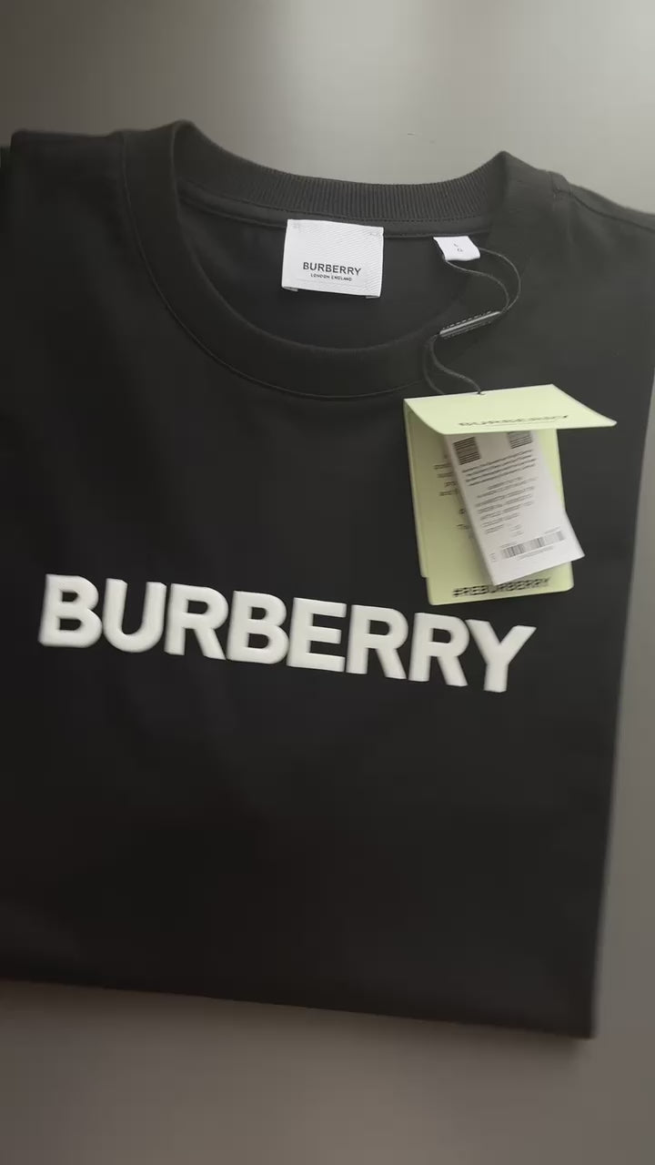 BURBERRY Horseferry Print Oversized T-shirt 8040694