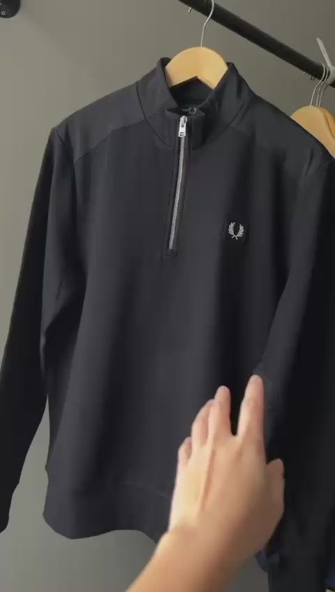 Fred Perry Half Zip Badge Track Jacket SM1163/102