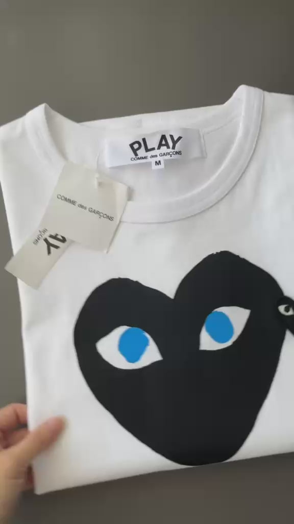 PLAY CDG COMME des GARCONS TEE T SHIRT kaos cowo pria man ORIGINAL