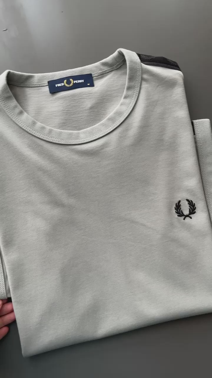 Fred Perry Ringer Tape Tee T shirt M4613/W25