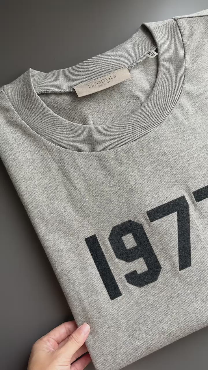 FOG ESSENTIALS fear of god T Shirt Tee 1977