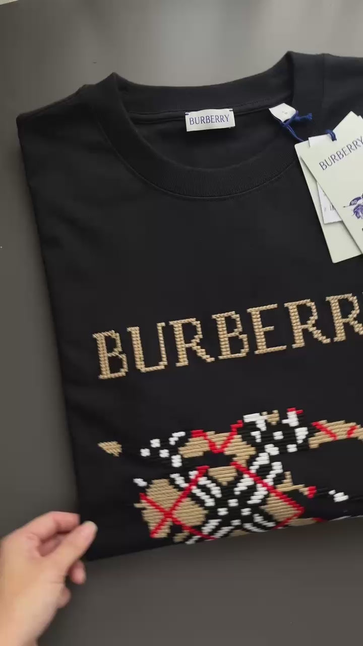 BURBERRY Cross Stitch EKD T shirt 8109021