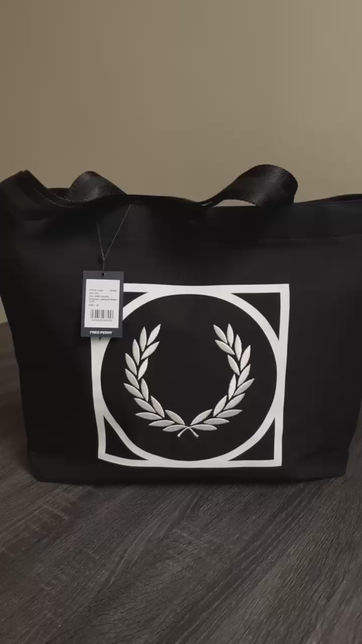 Fred Perry GRAPHIC PRINT TOTE BAG L3244