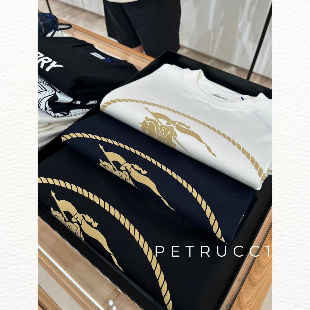 BURBERRY Knight Stamp T Shirt 81109531