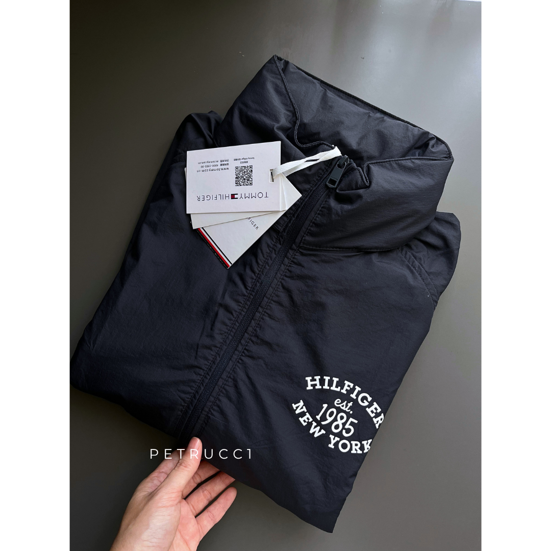 TOMMY HILFIGER Super Light Wind Breaker Jacket  WW43460